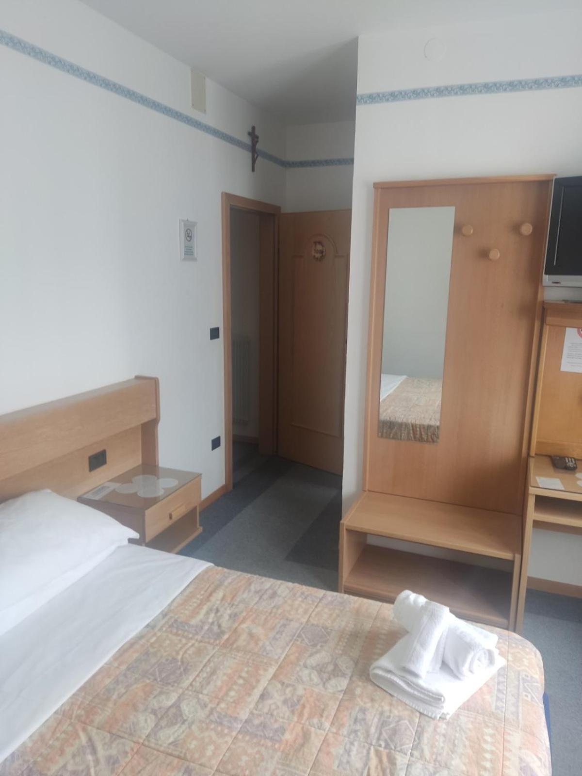 Albergo Aurora Canzolino Luaran gambar